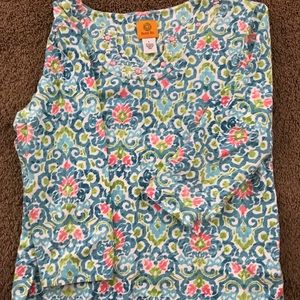Fun top like new!